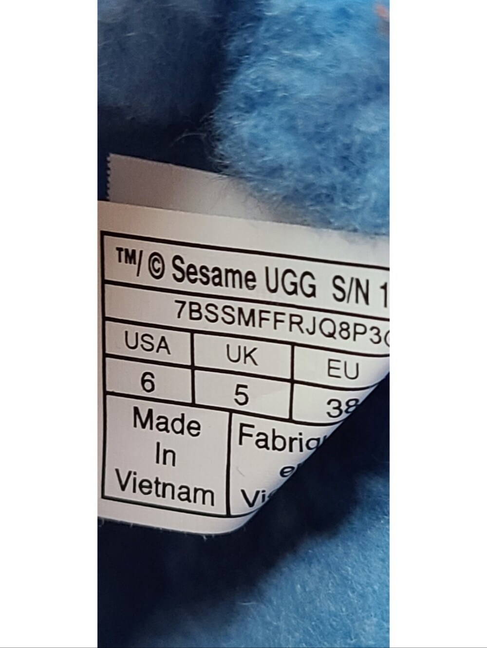 UGG x Cookie Monster Neumel II Chukka Boots | Women’s 7.5 | Sesame Street | LE - Picture 6 of 11